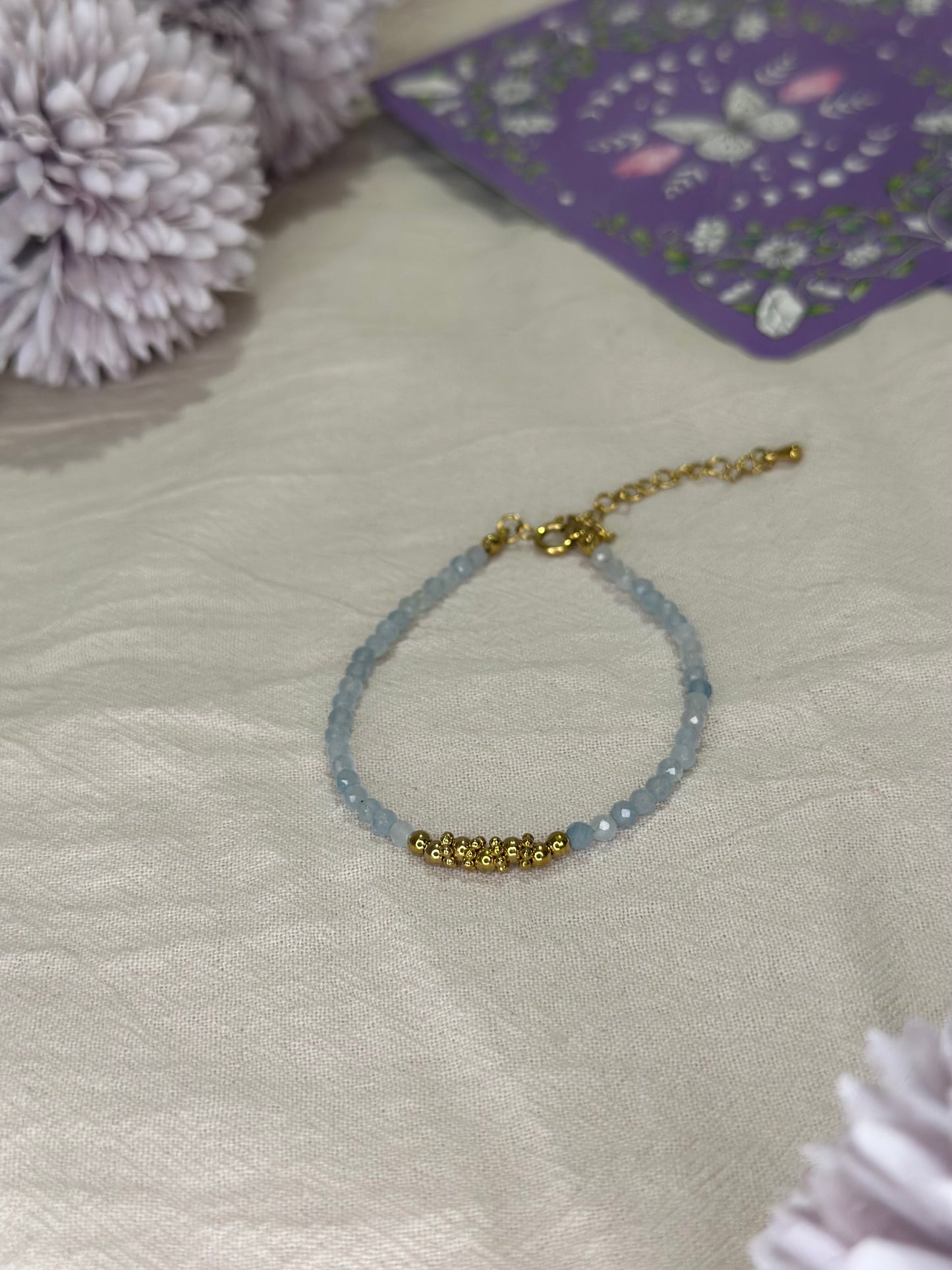 Bracelet Aléa doré Aigue-Marine | Clarté & Élégance