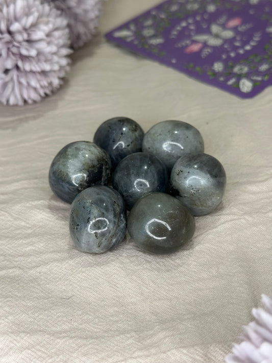 Pierre Roulée Labradorite | Protection & Bouclier - DENILYA